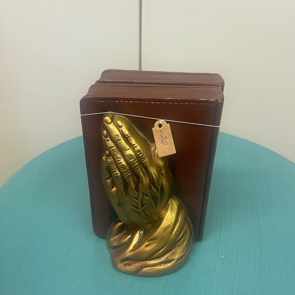 Vintage Japan Set Pair of Holy Bible Praying Hands Book Ends - Picture 2 of 6
